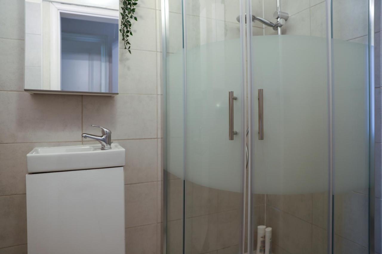 Spacious Apartment, 3 Min To U6 Metro Vienne Extérieur photo