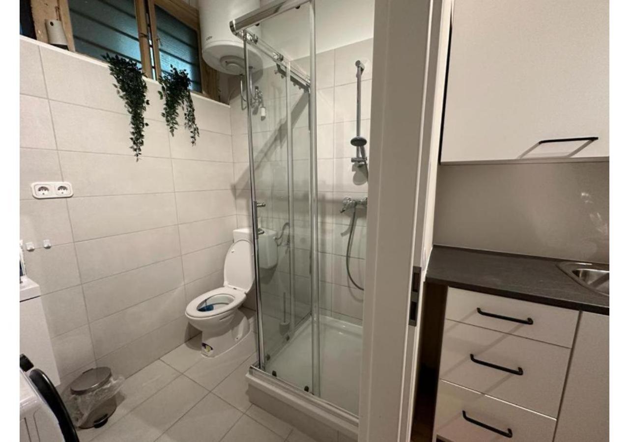 Spacious Apartment, 3 Min To U6 Metro Vienne Extérieur photo