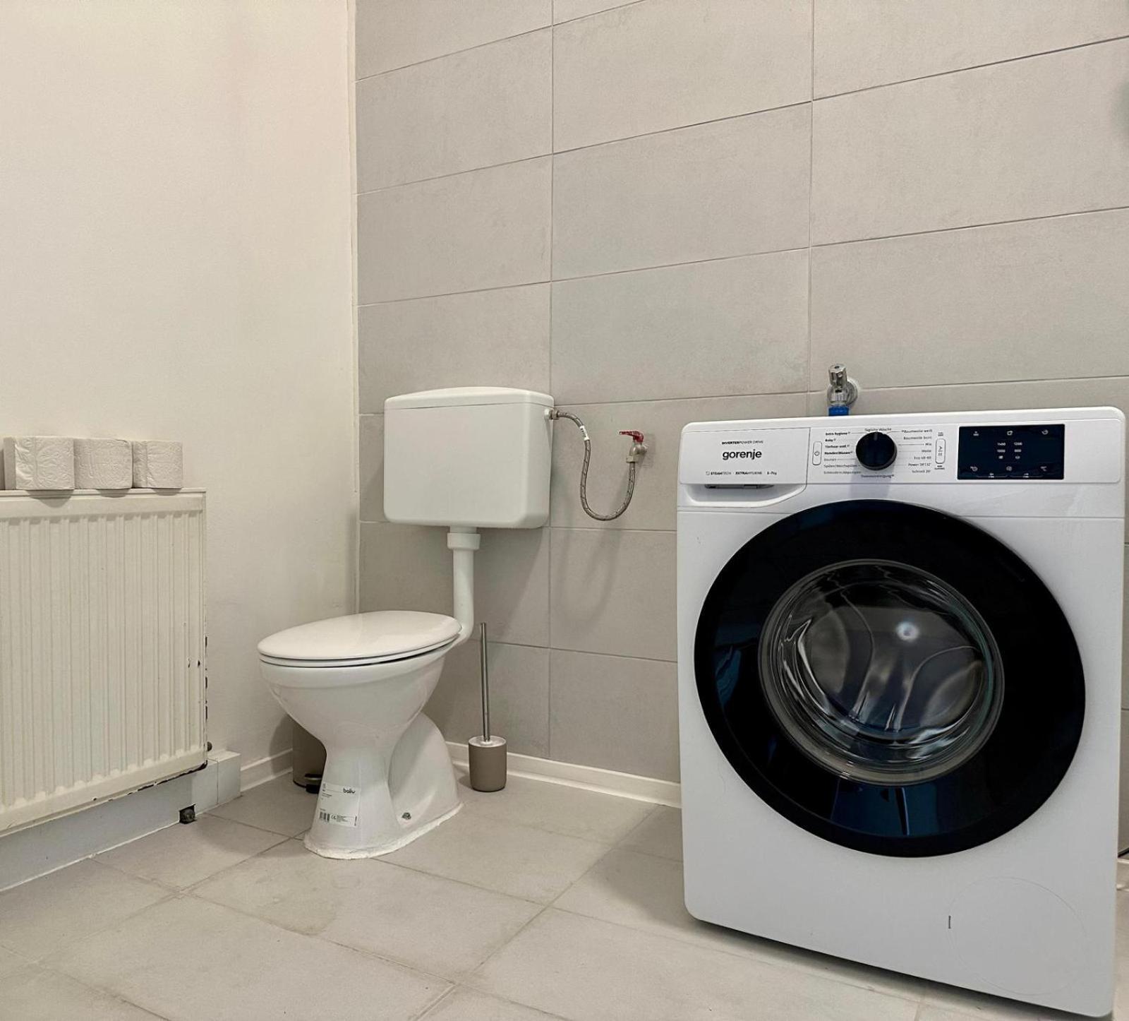 Spacious Apartment, 3 Min To U6 Metro Vienne Extérieur photo