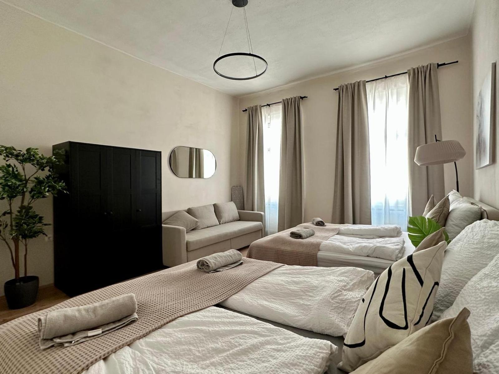 Spacious Apartment, 3 Min To U6 Metro Vienne Extérieur photo