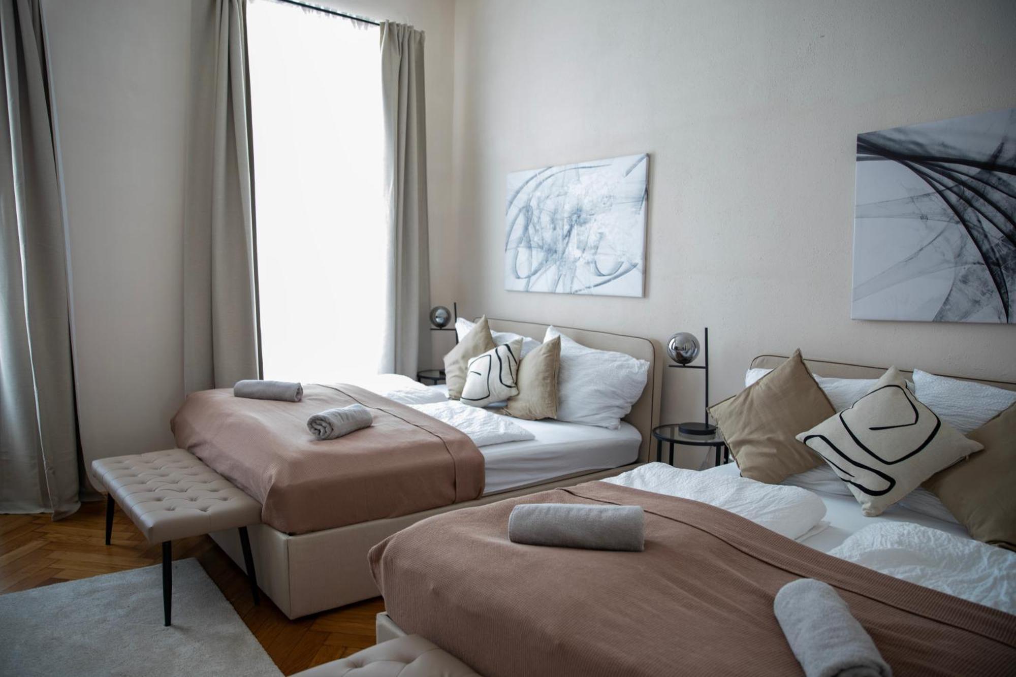 Spacious Apartment, 3 Min To U6 Metro Vienne Extérieur photo
